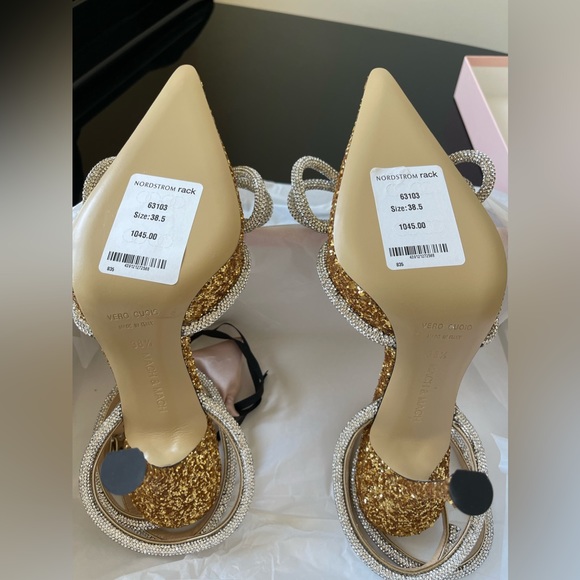 Mach & Mach Double Bow Pointed Toe Pump Gold New Authentic.  No dust bag - Picture 6 of 16